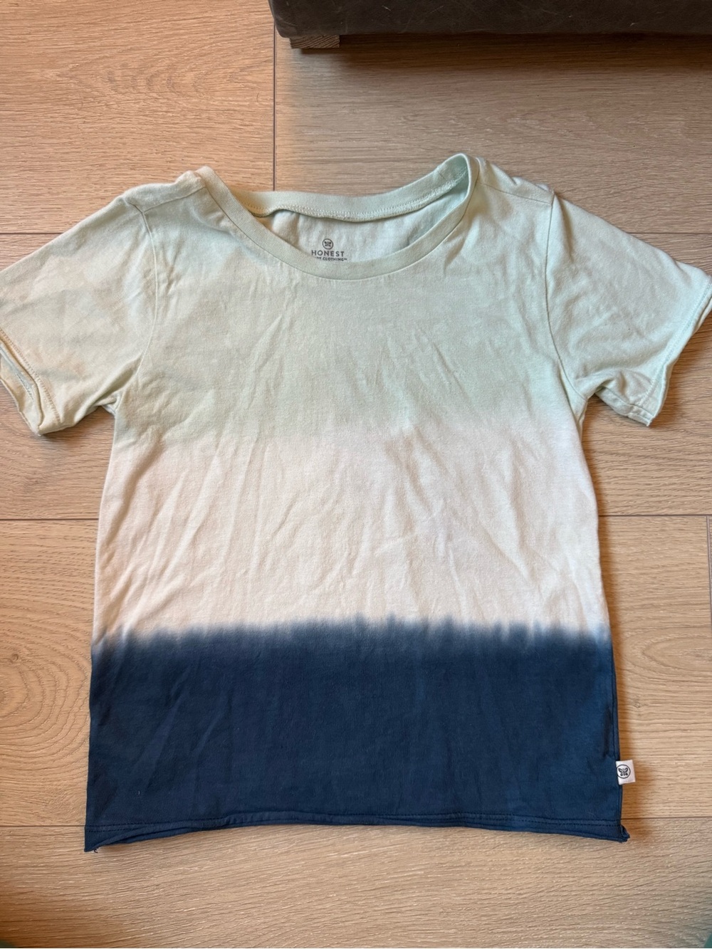 The Honest Company Ombre Short Sleeve Tee in Light Green, White & Navy